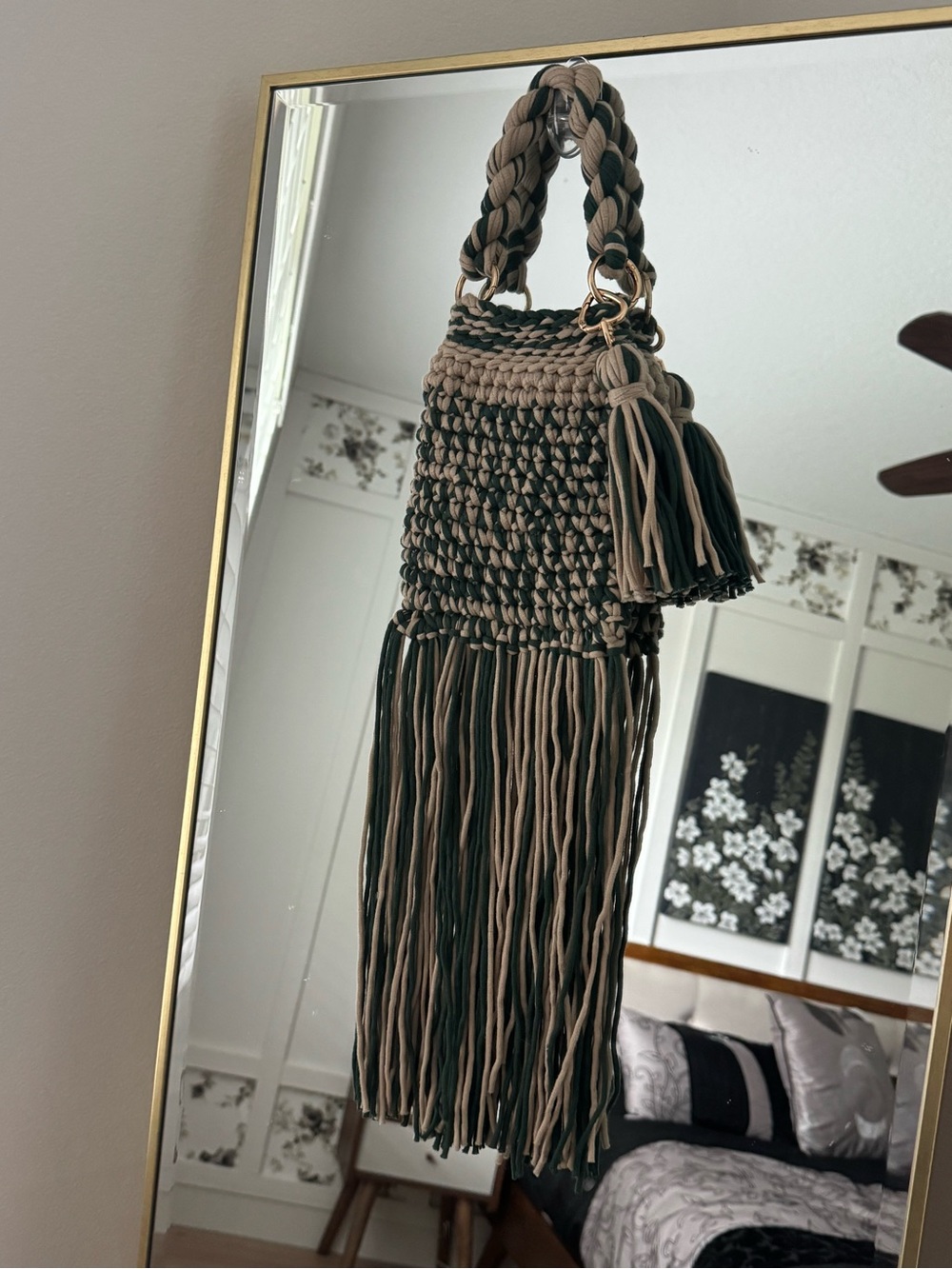 Bonita Bolso Handmade Braided Fringe Mini Bag in Beige and Dark Green